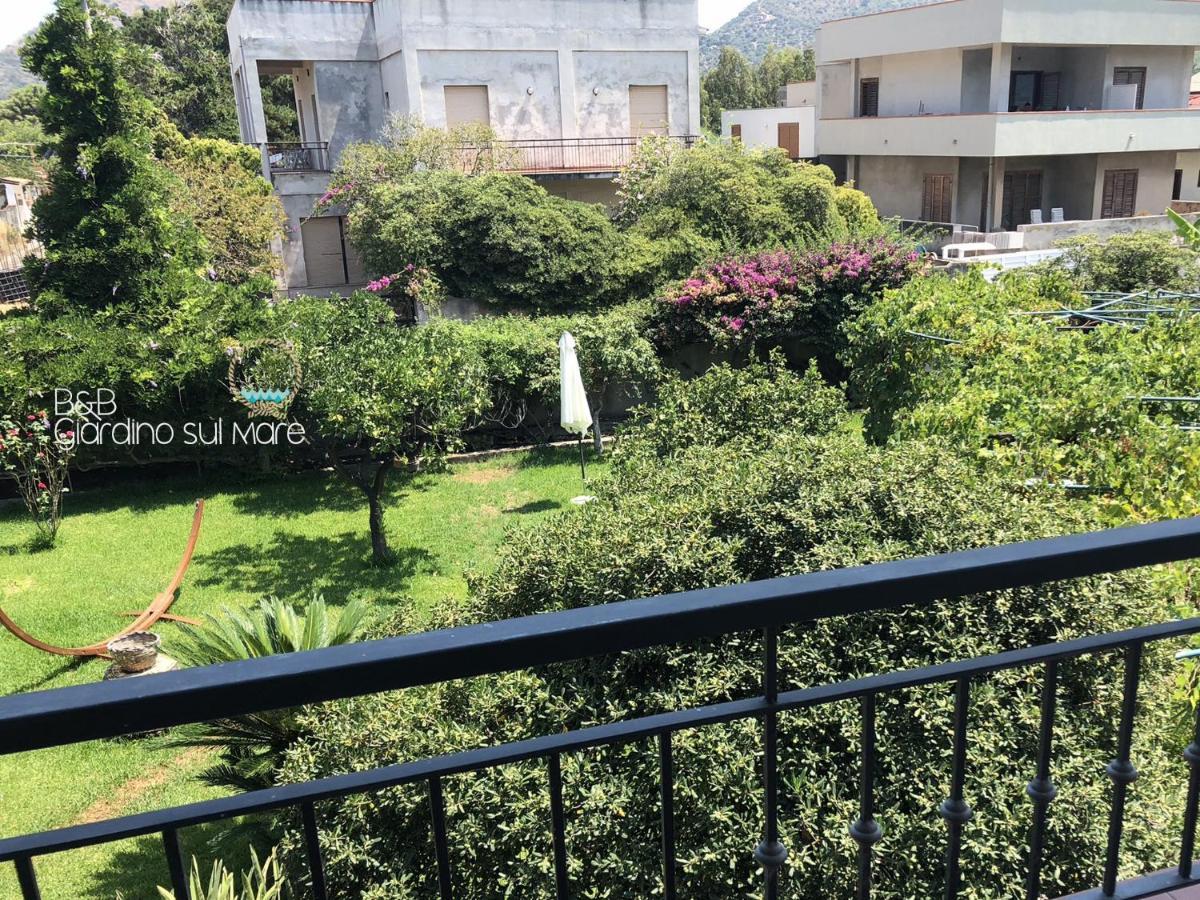 Giardino Sul Mare Panzió Patti Kültér fotó